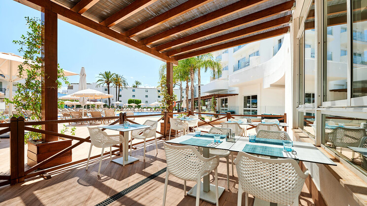 AluaSun Continental Park Hotel & Apartments